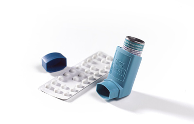 Пациентам с астмой рекомендуют не отказываться от стероидов в условиях пандемии коронавируса